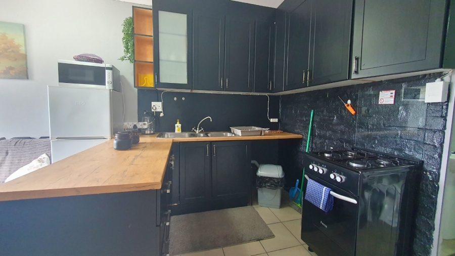 10 Bedroom Property for Sale in Dana Bay Western Cape